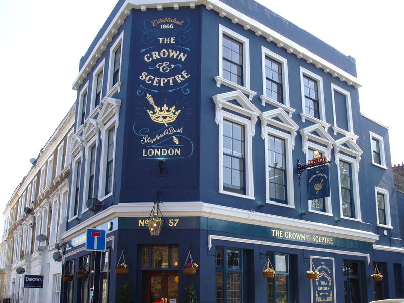 Crown & Sceptre W12-1 April 2025. (Pub, External). Published on 29-04-2025