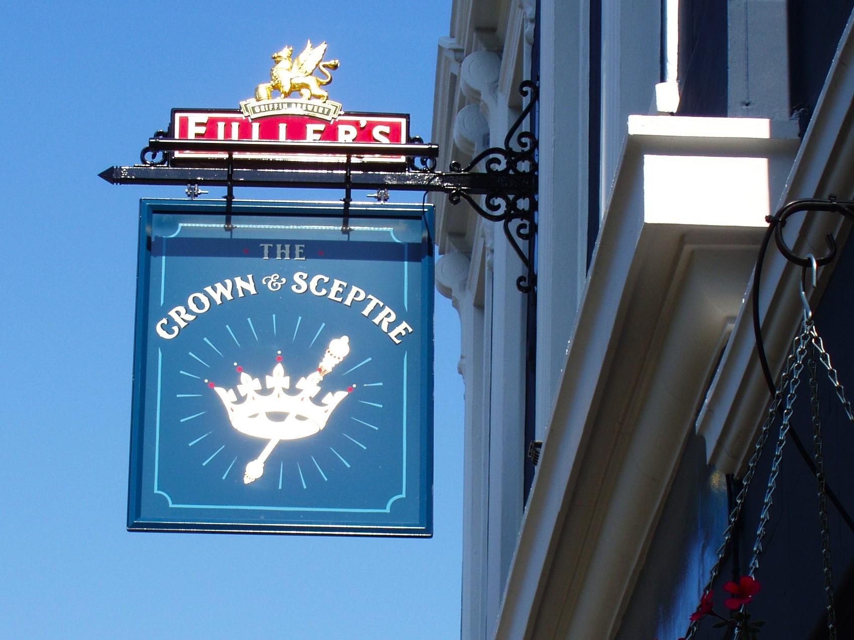 Crown & Sceptre W12-3 April 2025. (Pub, External, Sign). Published on 29-04-2025