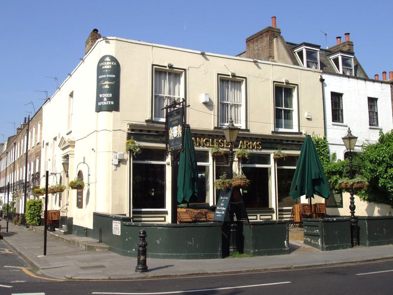 Anglesea Arms SW7 main May 2024. (Pub, External, Key). Published on 12-05-2024