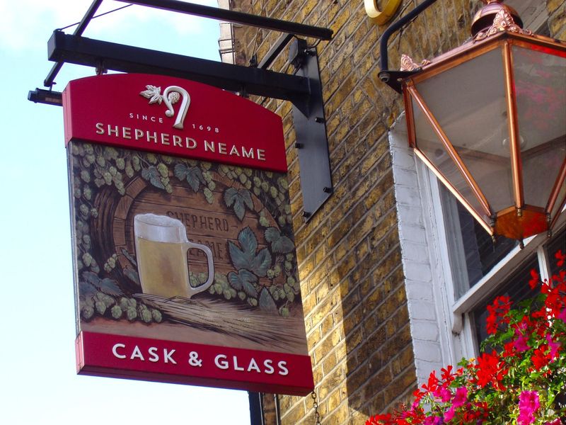 Cask & Glass-2 Sept 2025. (Pub, External, Sign). Published on 21-09-2025 