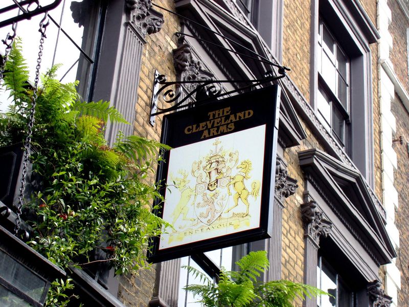 Cleveland Arms swingsign May 2018. (Pub, External, Sign). Published on 13-05-2018 