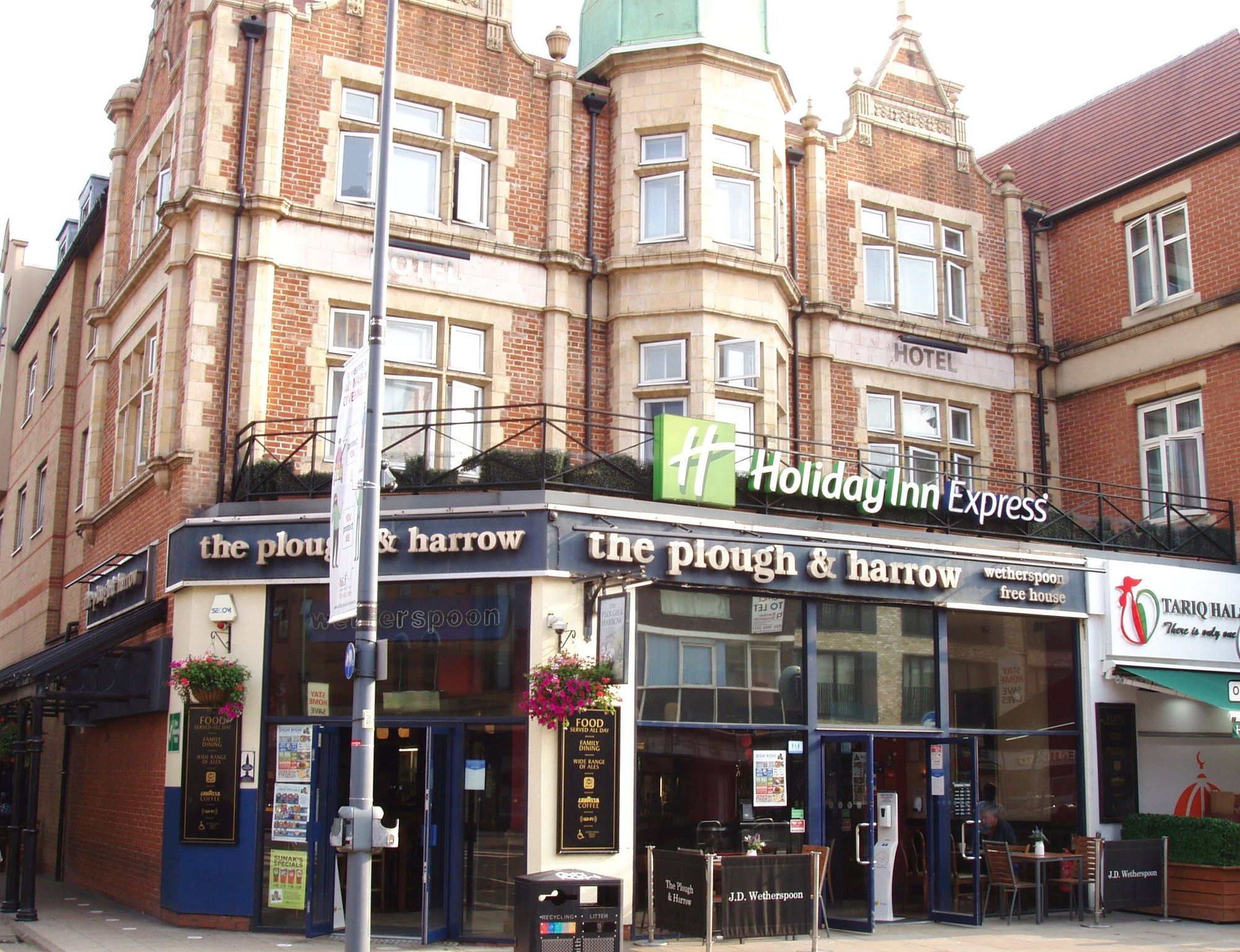 Plough & Harrow W6 Aug 2020. (Pub, External, Key). Published on 09-08-2020