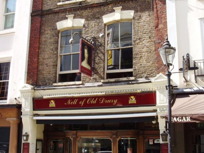 Nell of Old Drury upper WC2. (Pub, External). Published on 24-05-2015