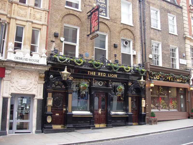 Red Lion SW1Y Jan 2020. (Pub, External, Key). Published on 01-01-2020