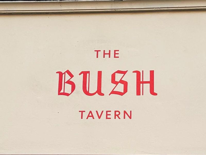 Bush Tavern sign. (Pub, Sign). Published on 13-11-2025 