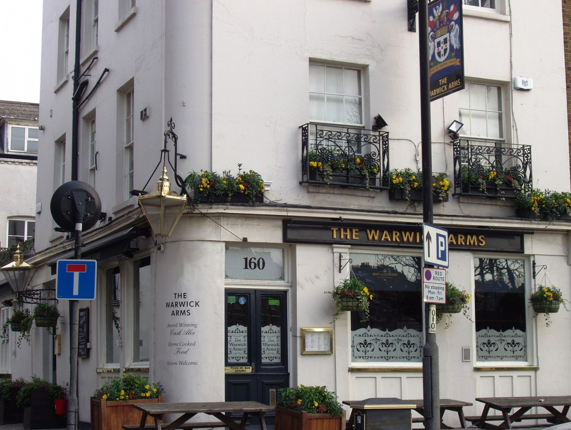 Warwick Arms W14-2 Jan 2019. (Pub, External). Published on 06-01-2019