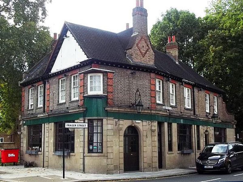 Pub after being de-branded by Fuller's. (Pub, External, Key). Published on 15-10-2018