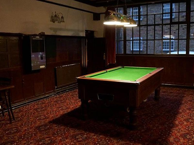 Room with Pool table. (Pub). Published on 21-11-2018