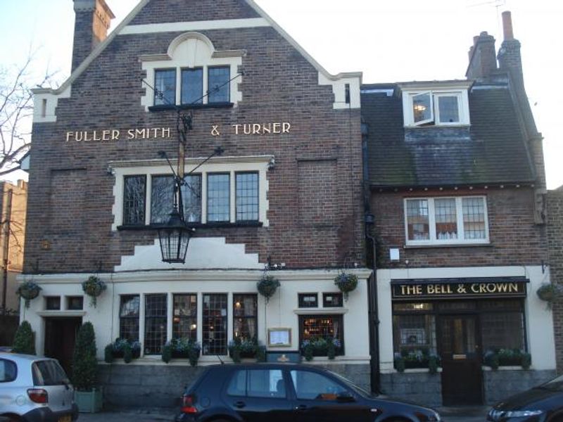 Bell & Crown - Gunnersby. (Pub, External). Published on 04-07-2013 