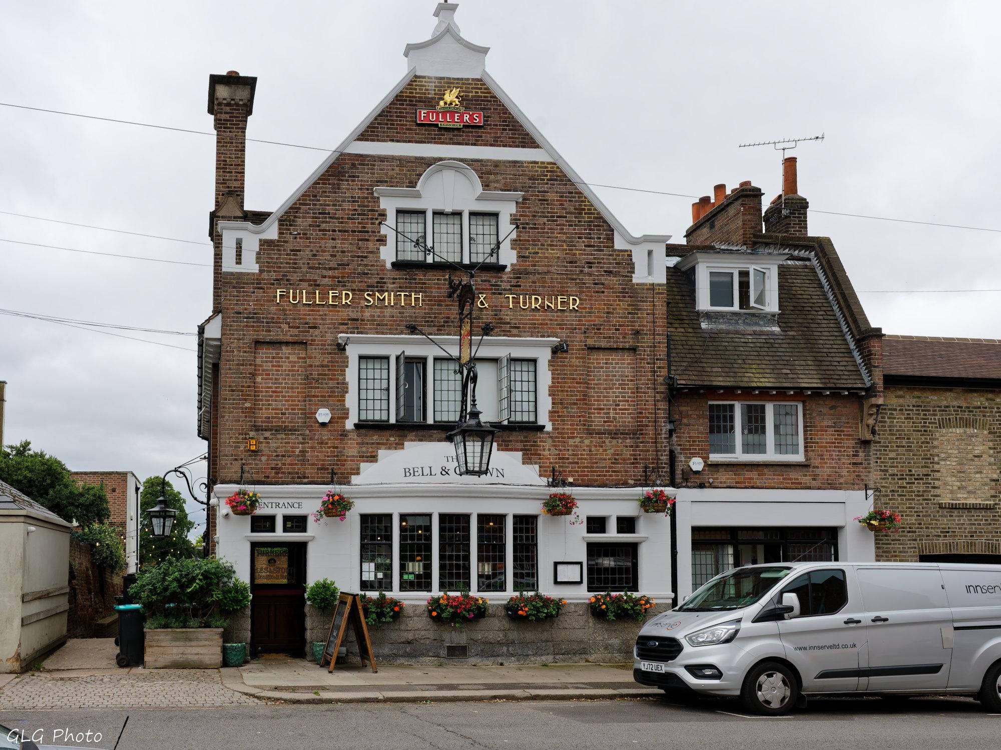 Bell & Crown, Strand on the Green (front entrance)  - June 2026. (Pub, External). Published on 13-06-2026