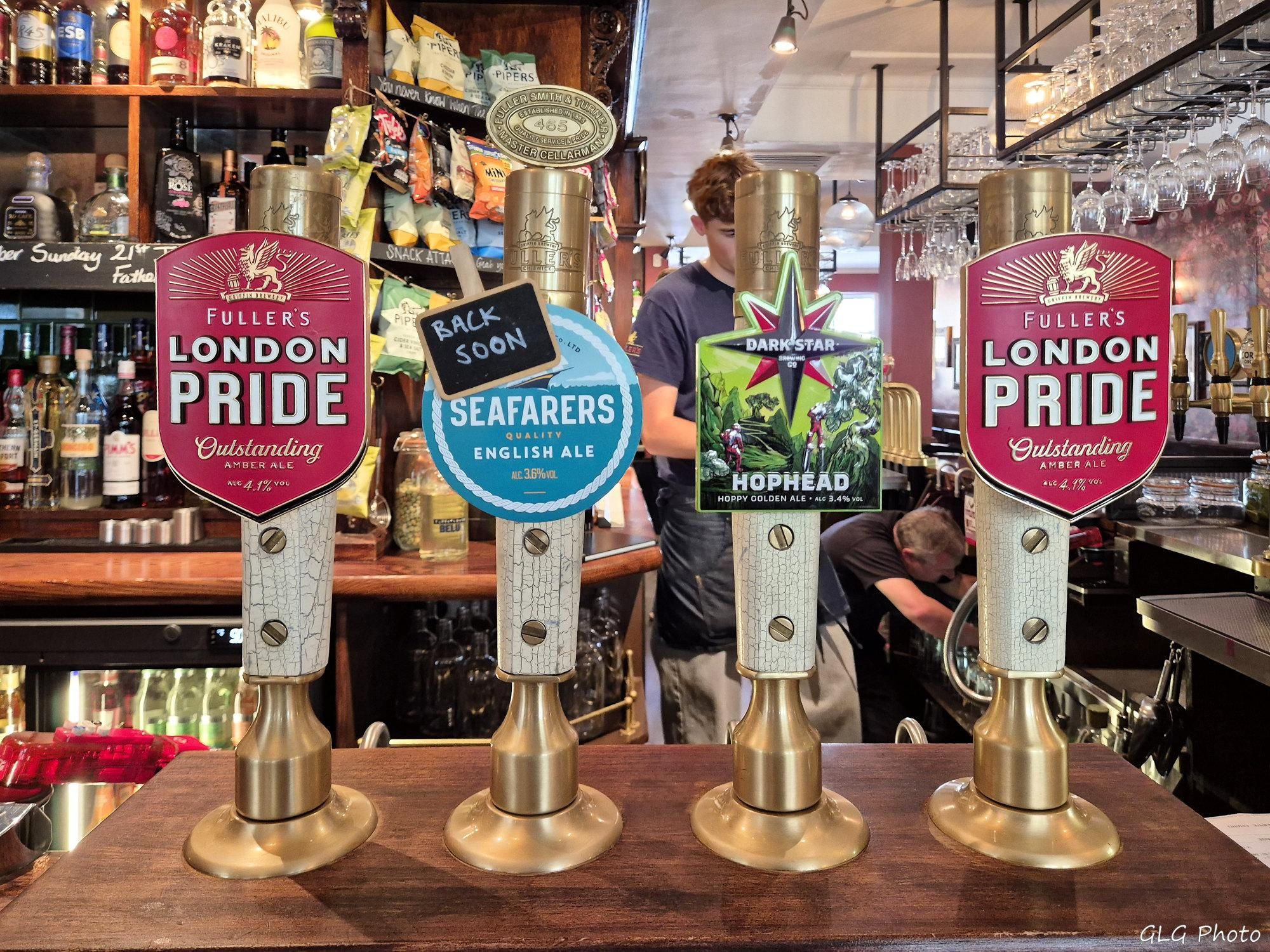 Bell & Crown, Strand on the Green - June 2026. (Pub, Bar). Published on 13-06-2026