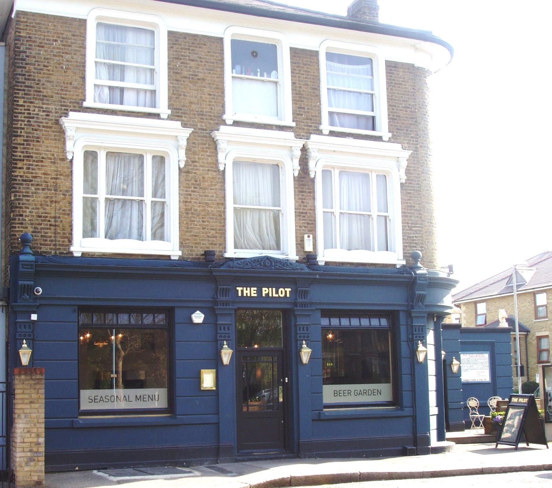 Pilot W4 2015. (Pub, External, Key). Published on 19-10-2016