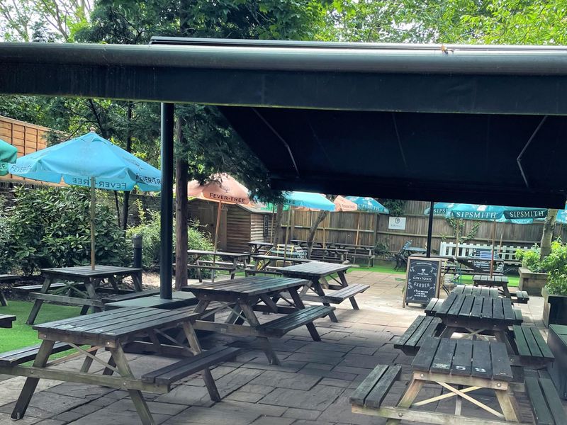 Queens Head W6 garden-2 June 2021. (External, Garden). Published on 28-06-2021