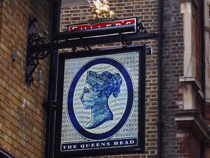 Queen's Head W6 sign. (Pub, External, Sign). Published on 19-03-2024