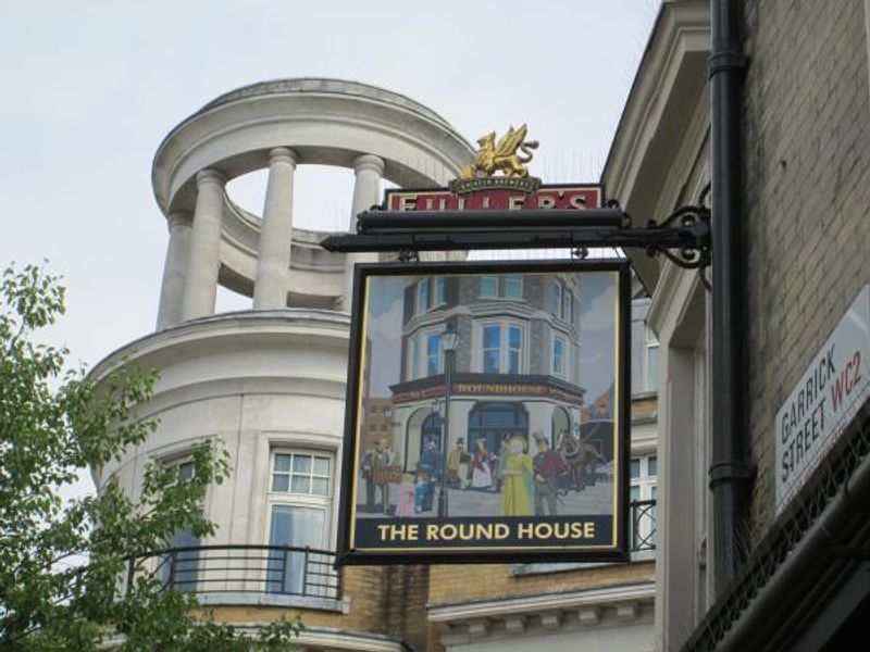 Round House WC2 sign at June 2013. (Sign). Published on 12-09-2013