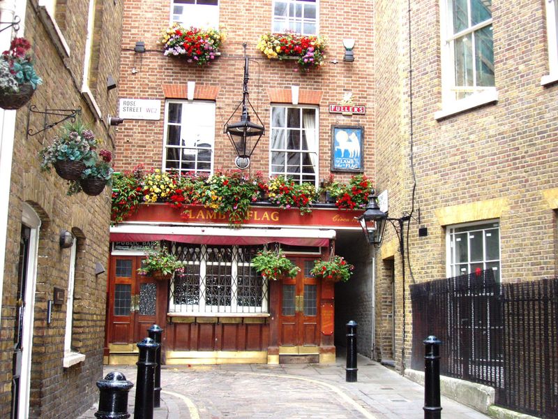 Lamb & Flag WC2 Sep 2017. (Pub, External, Key). Published on 17-09-2017