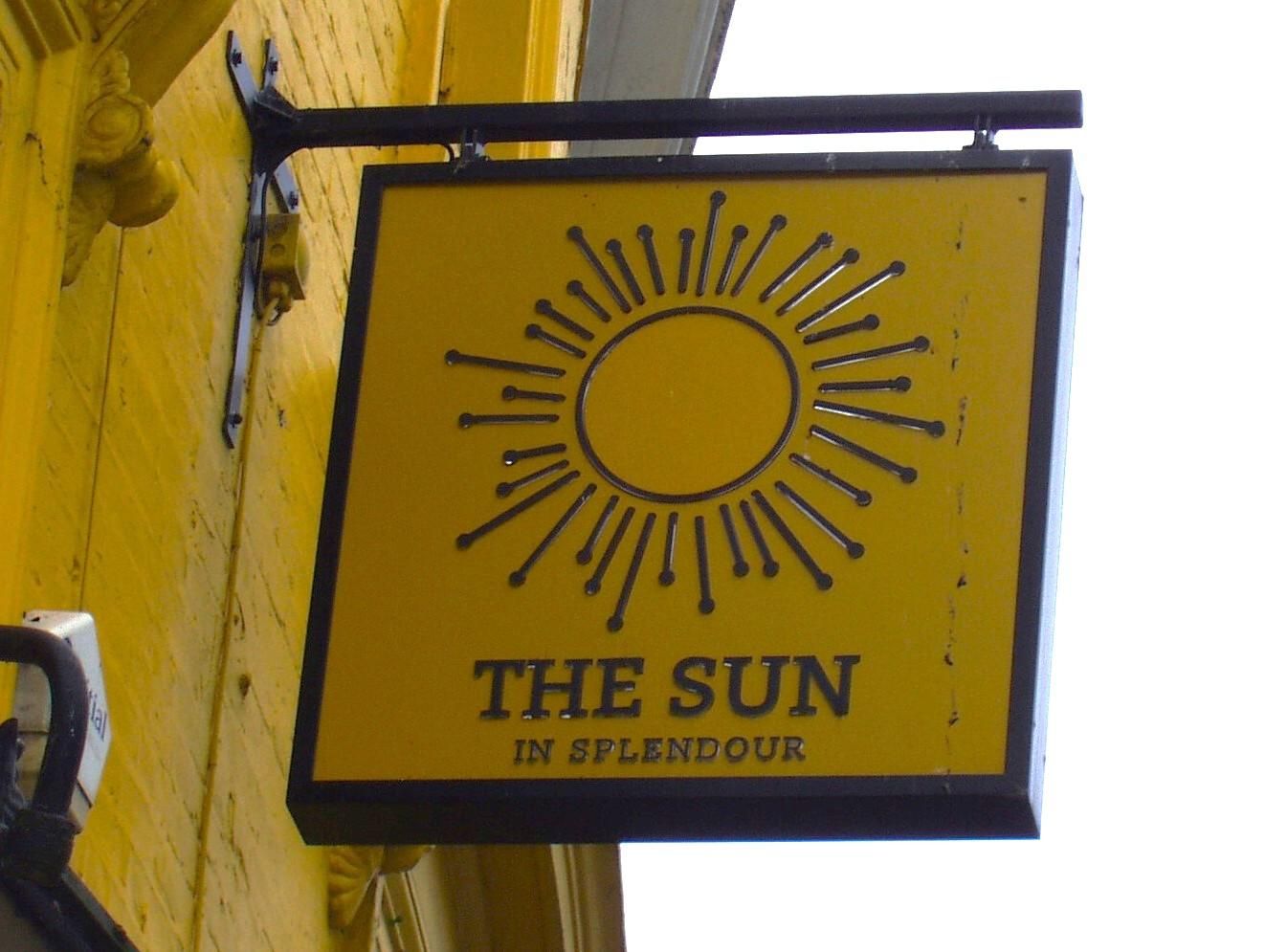 Sun in Splendour sign Sept 2023. (Pub, External, Sign). Published on 16-04-2025
