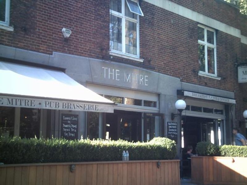 Mitre. (Pub, External). Published on 21-08-2013 