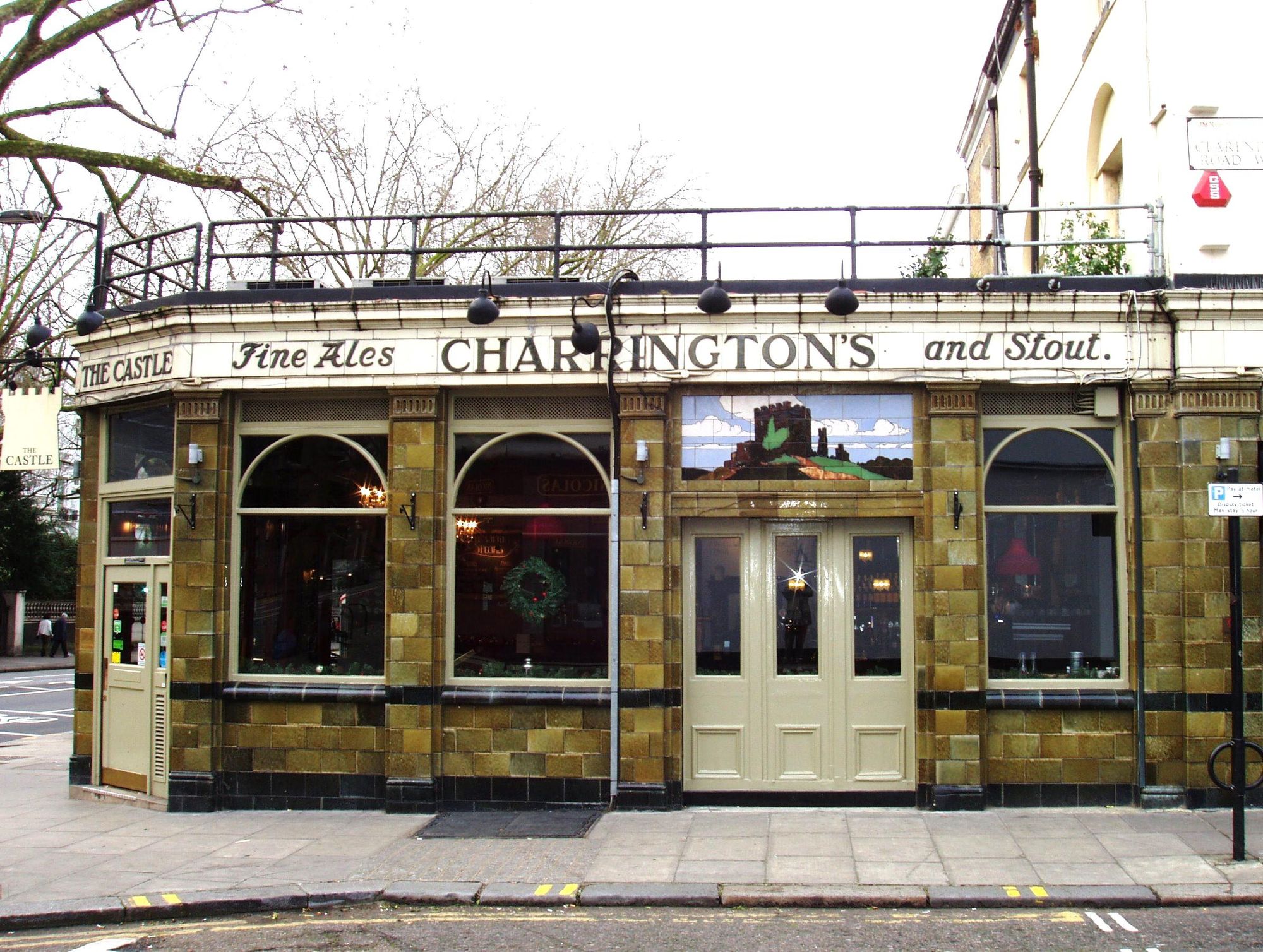Castle W11 Dec 2016. (Pub, External, Key). Published on 13-11-2022
