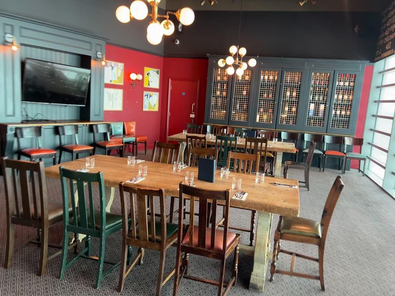Bull W6 function room. (Pub). Published on 16-05-2024 