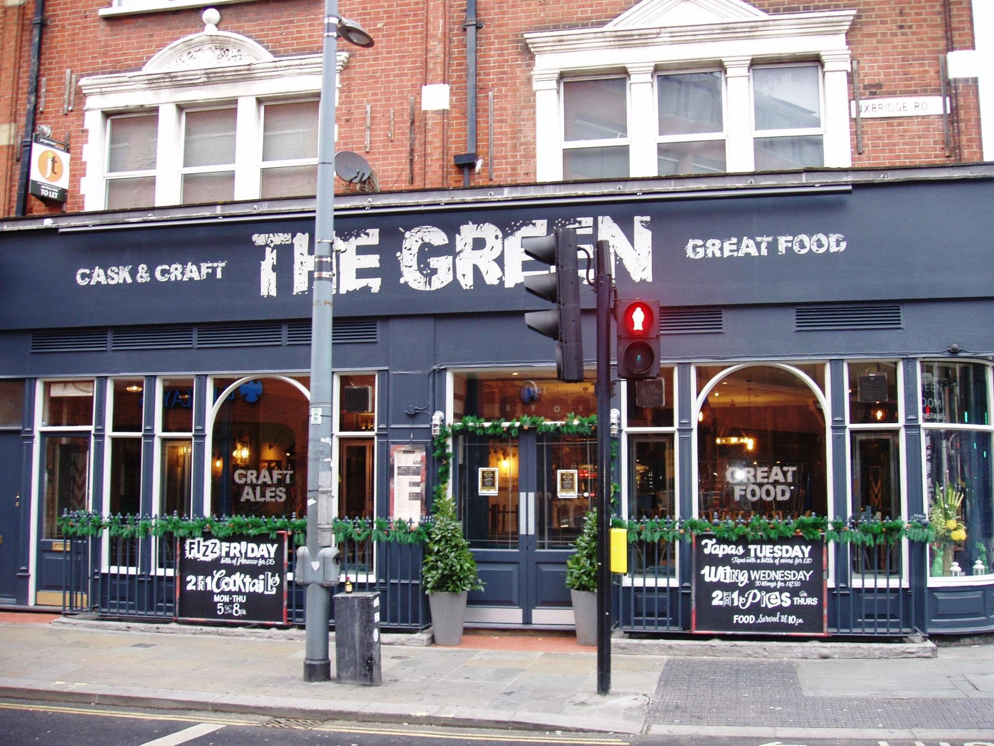 Green W12 front Dec 2016. (Pub, External, Key). Published on 25-12-2016