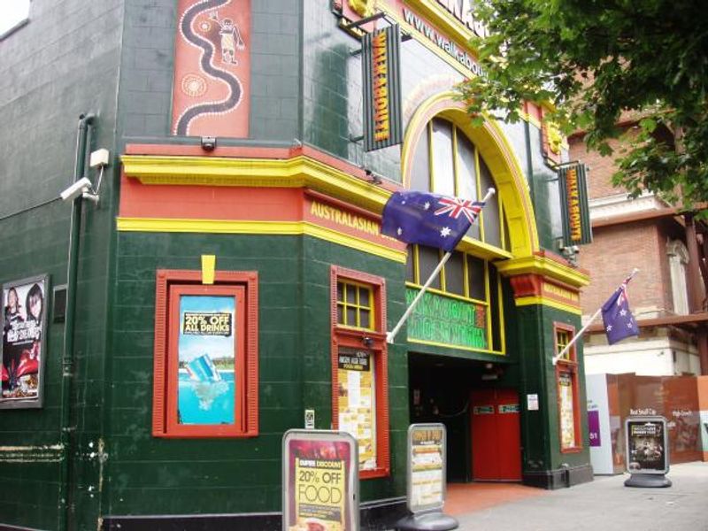 Shepherds Bush, Walkabout. (Pub, External, Key). Published on 07-08-2013