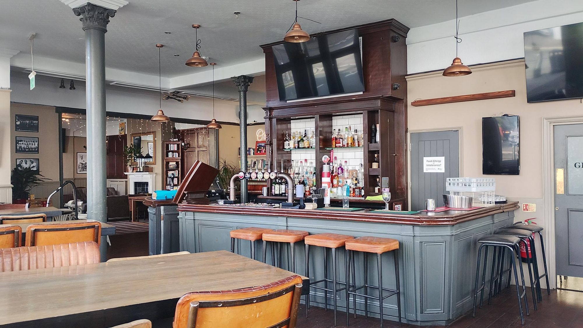 Taken January 2026. (Bar). Published on 30-01-2026