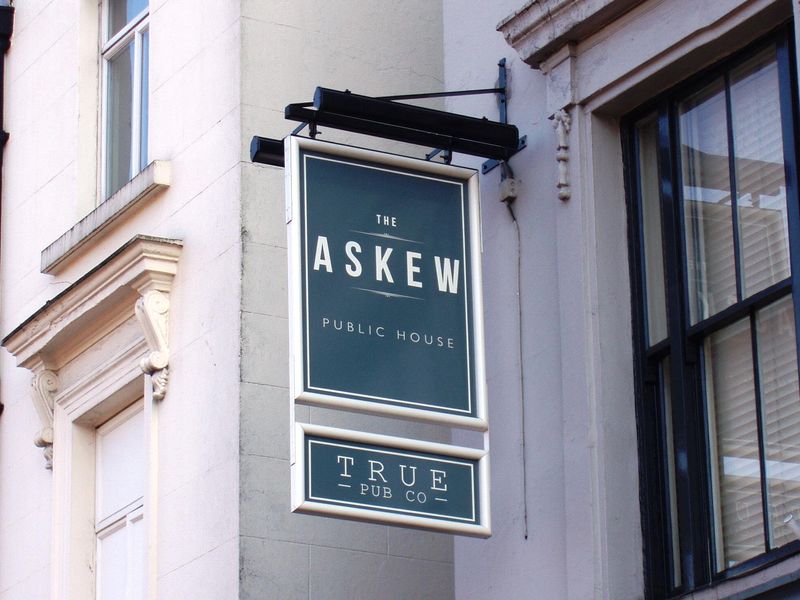 Askew3 March 2020. (Pub, External, Sign). Published on 27-03-2020