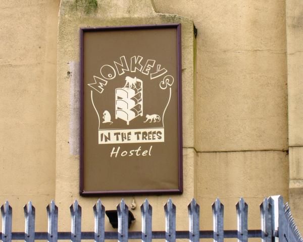 Greyhound W12 hostel sign Nov 2015. (Pub, External, Sign). Published on 15-11-2015