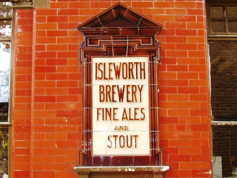 Greyhound W12 wall sign. (Pub, External, Sign). Published on 30-10-2016