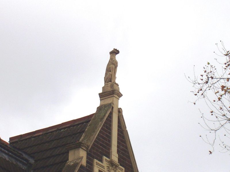 Greyhound W12 roof plinth Dec 2017. (Pub, External). Published on 03-12-2017
