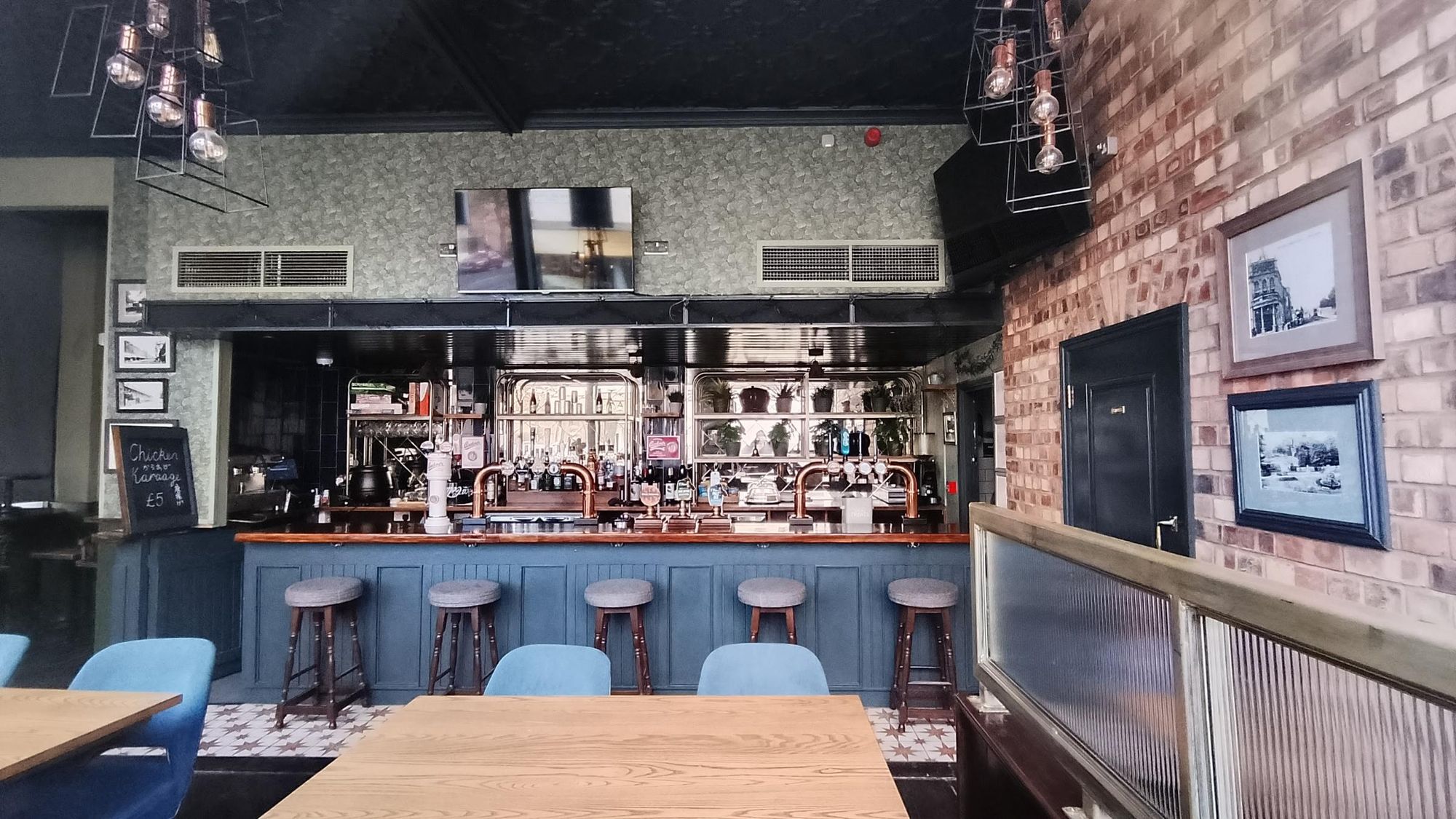 Taken January 2026. (Bar). Published on 30-01-2026