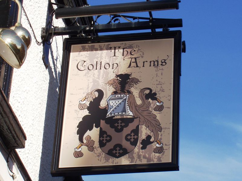 Colton Arms W14 swingsign Oct 2014. (Pub, External, Sign). Published on 16-10-2016