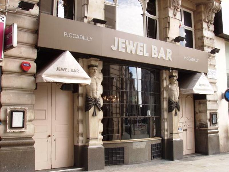 Jewel Bar Aug 2015. (Pub, External, Key). Published on 02-08-2015