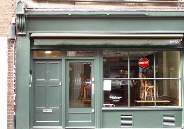Company Below W1 Oct 2015. (Pub, External, Key). Published on 18-10-2015