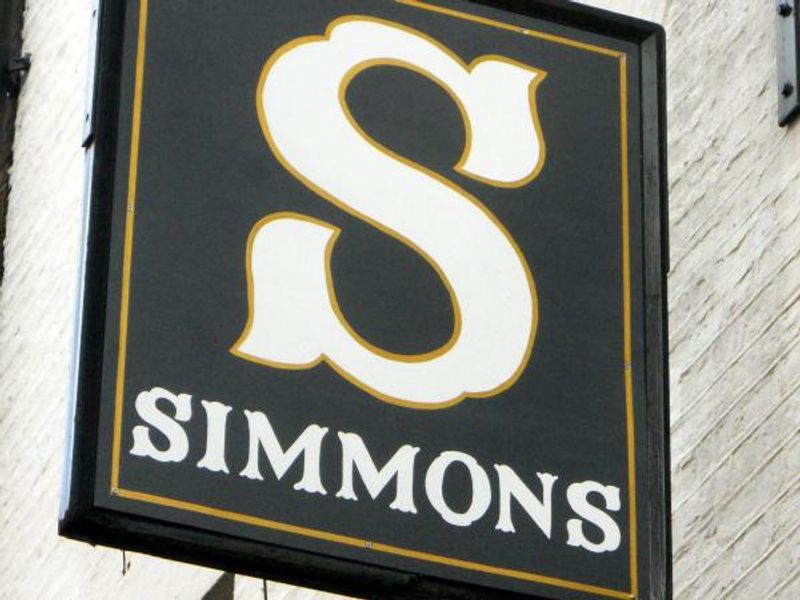 Simmons, Soho - Nov 2015. (Pub, Sign). Published on 15-11-2015