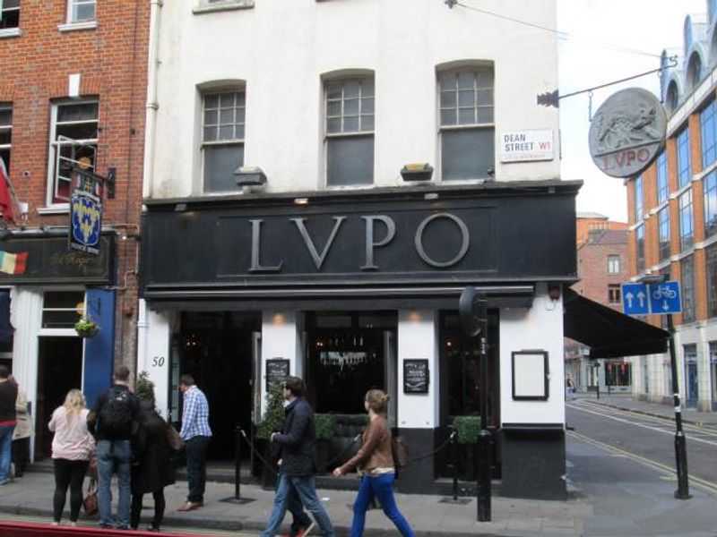 Bar shortly before closure - signage has since been removed. (Pub, External). Published on 01-07-2013
