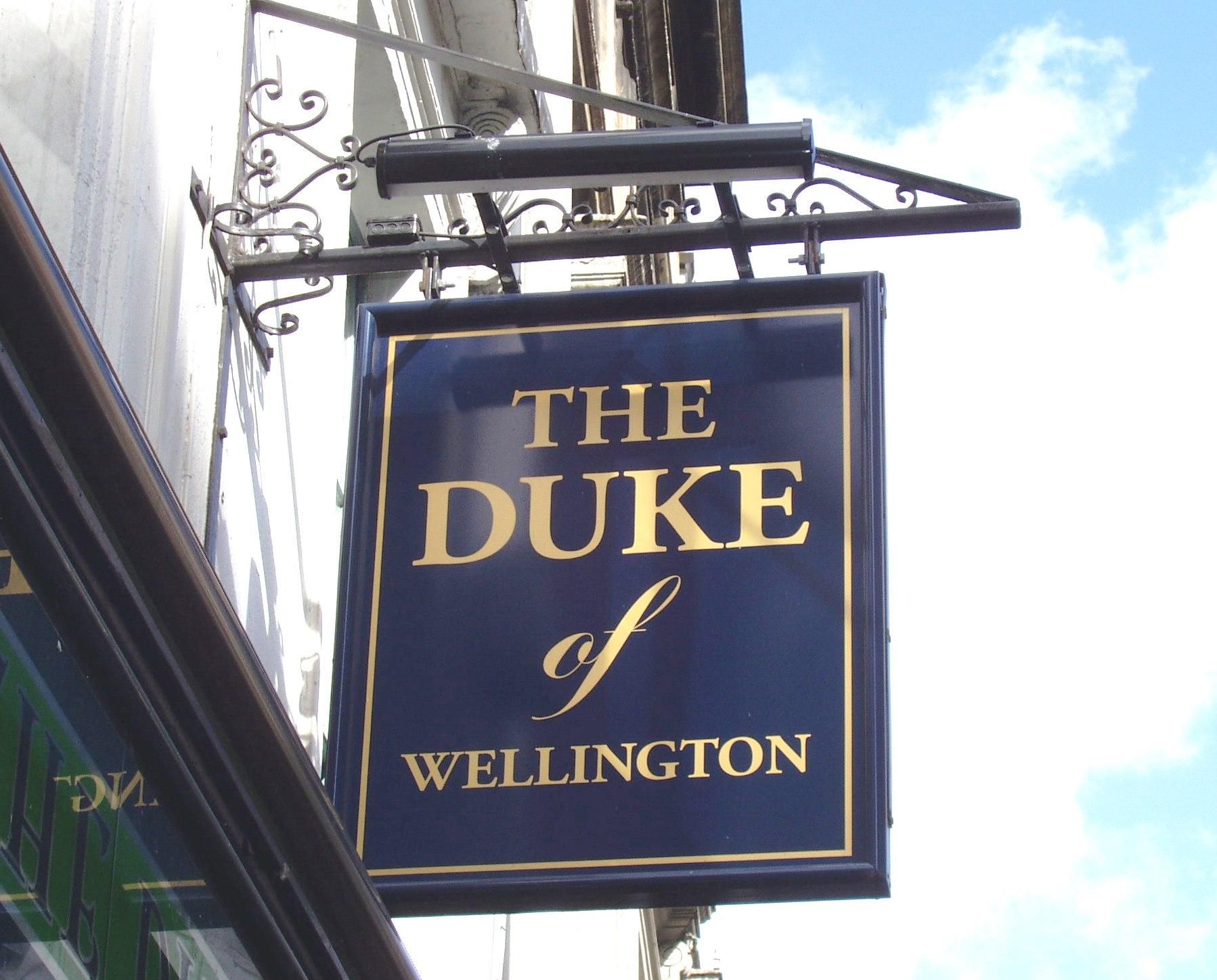 Duke of Wellington W1-sign May 2017. (Pub, External, Sign). Published on 22-05-2017