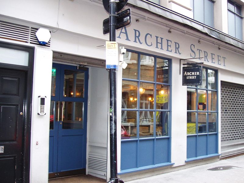 Archer St W1-2 Feb 2025. (Pub, External). Published on 16-02-2025 