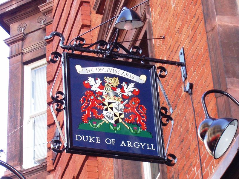 Duke of Argyll W1 sign Feb 2018. (Pub, External, Sign). Published on 25-02-2018