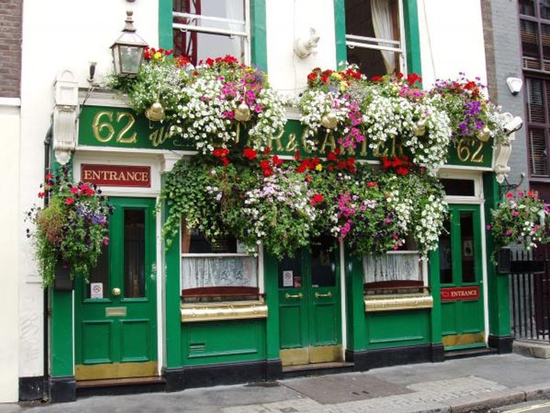 Star & Garter W1 Sep 2015. (Pub, External, Key). Published on 13-09-2015