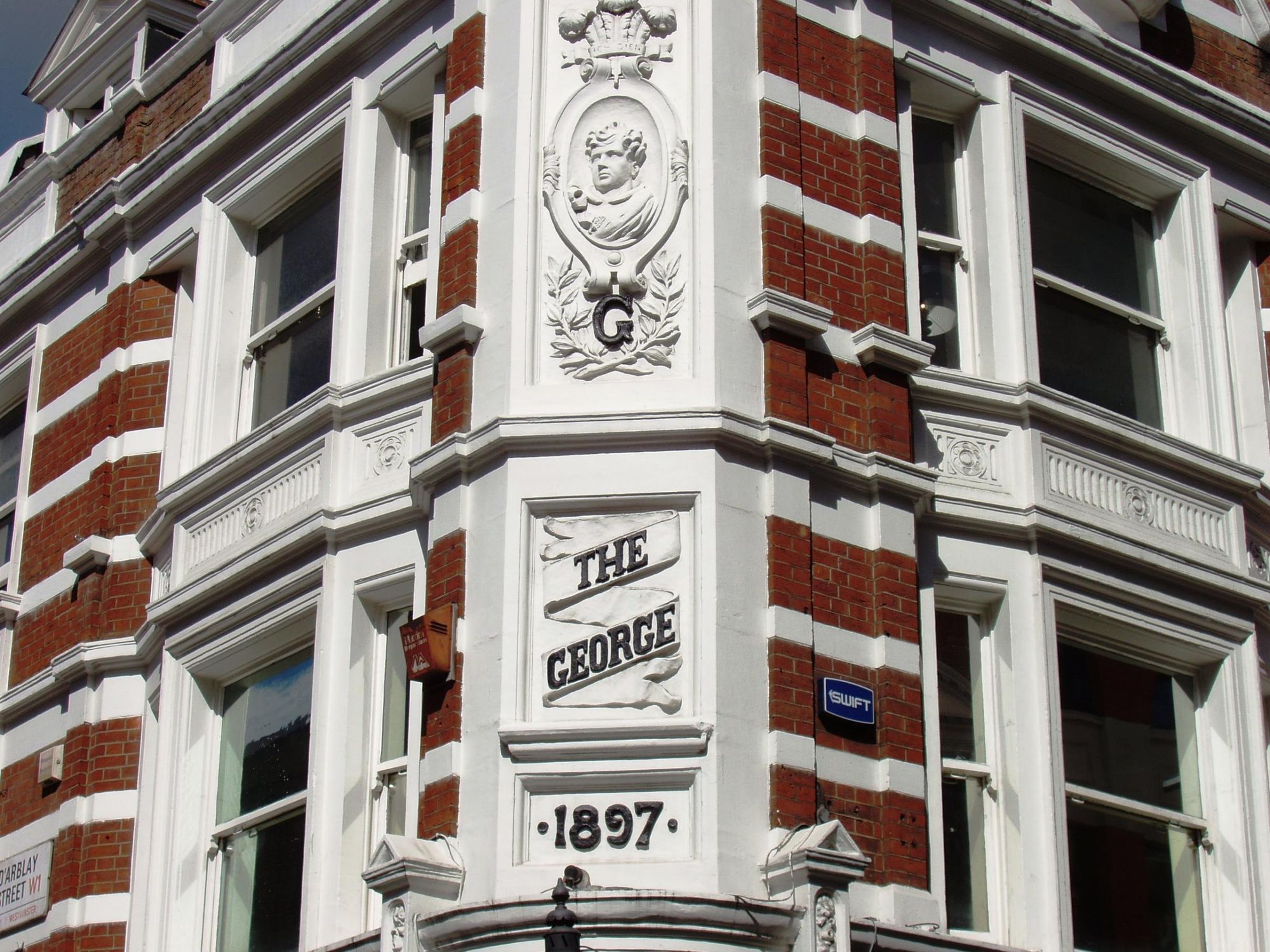 George W1 wall June 2017. (Pub, External). Published on 04-06-2017