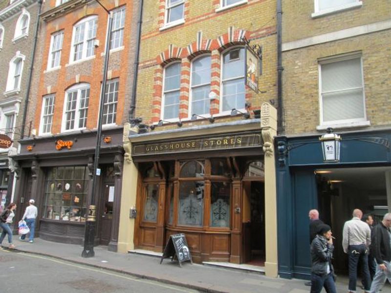 Photo date: May 2013. (Pub, External). Published on 13-08-2013