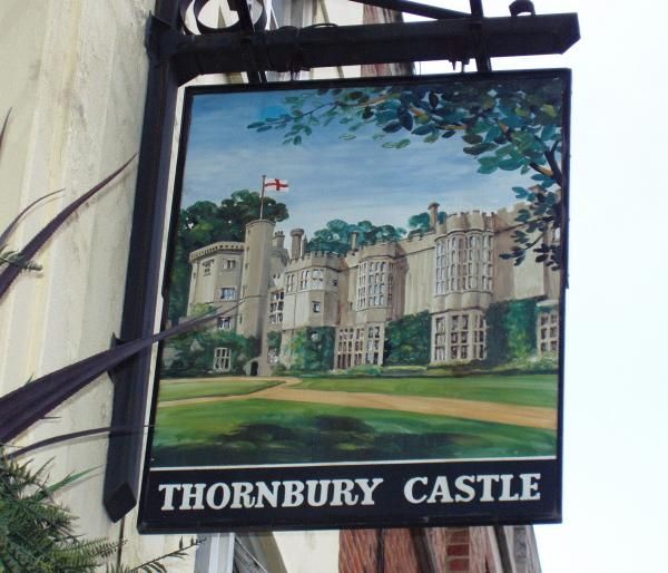 Thornbury Castle W1 sign. (Pub, External, Sign). Published on 30-11-2014