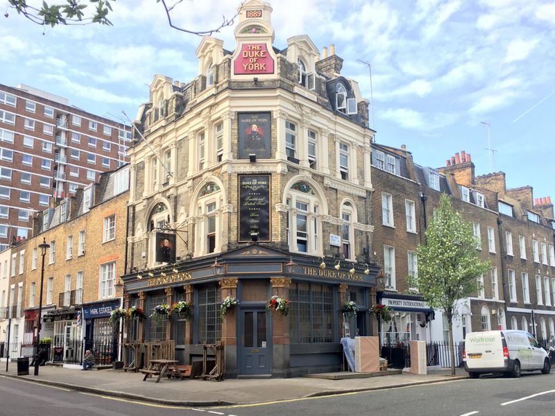 D of York, Marylebone - April 2017. (Pub, External). Published on 08-04-2017