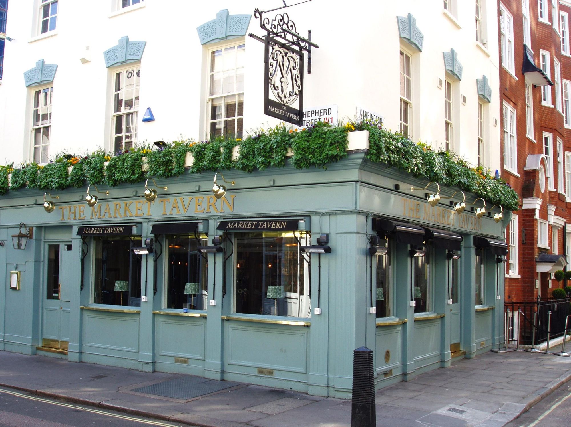 Market Tavern Mayfair Apr 2023. (Pub, External, Key). Published on 09-04-2023