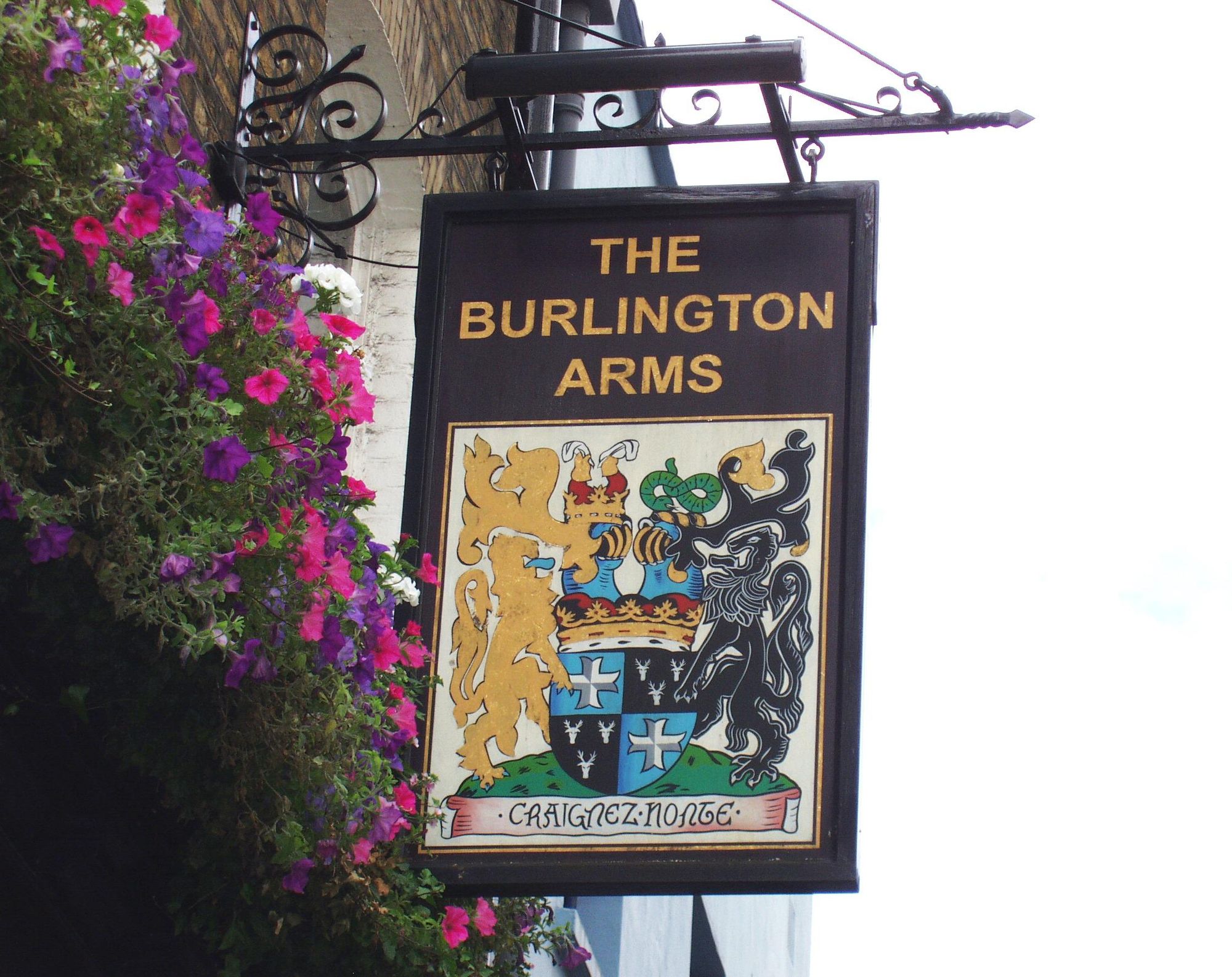 Burlington Arms W1-sign Aug 2017. (Pub, External, Sign). Published on 27-08-2017