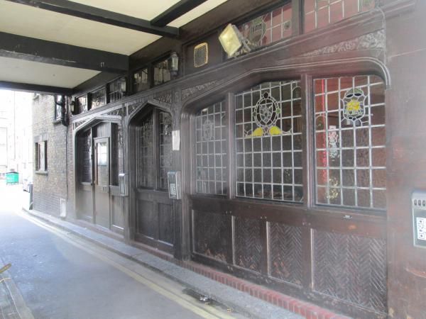 Entrance in Percy Mews passageway. Photo date: May 2013. (Pub, External). Published on 27-07-2013