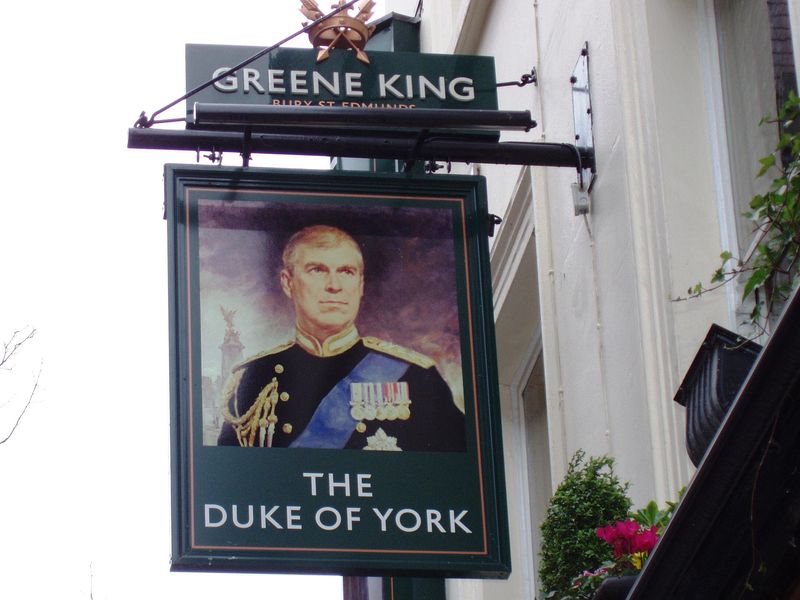 Duke of York W1 sign Nov 2016. (Pub, External, Sign). Published on 27-11-2016 