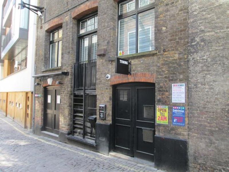 Photo date: May 2013. (Pub, External). Published on 24-07-2013